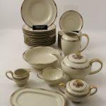 896 2114 DINNER SET